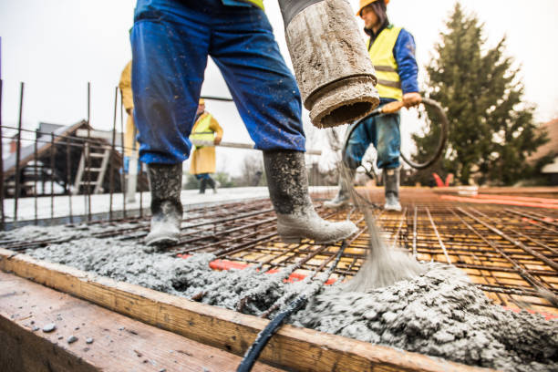 Best Concrete Flooring Contractor  in Lake Forest, IL